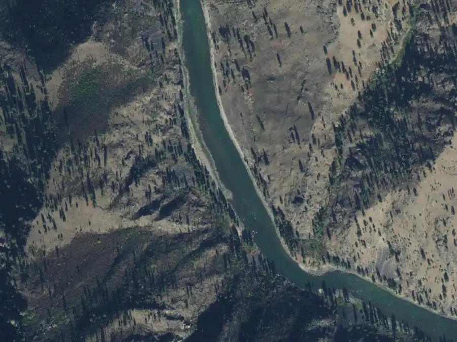 Aerial view of the river around mile 24.2, where Poor Bar is on river left