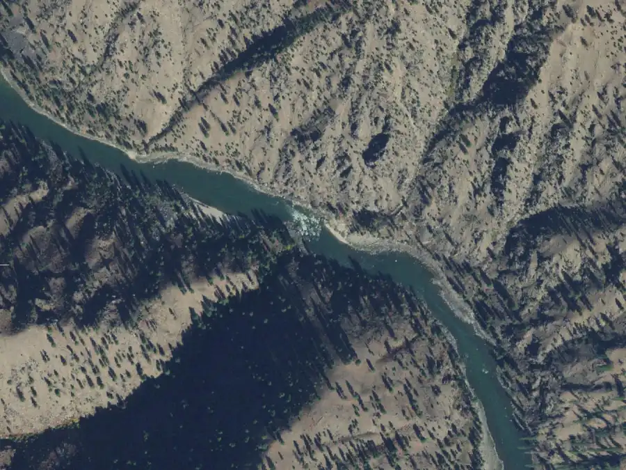 Aerial view of the river around mile 12.9, where Upper Devil's Teeth is on river right