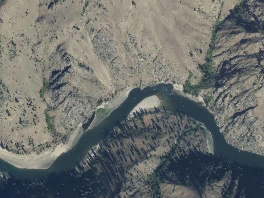 Aerial view of the river around mile 61, where Warren Creek is on river left