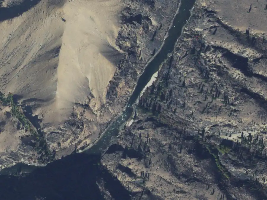 Aerial view of the river around mile 90.4, where Otter Bar is on river right