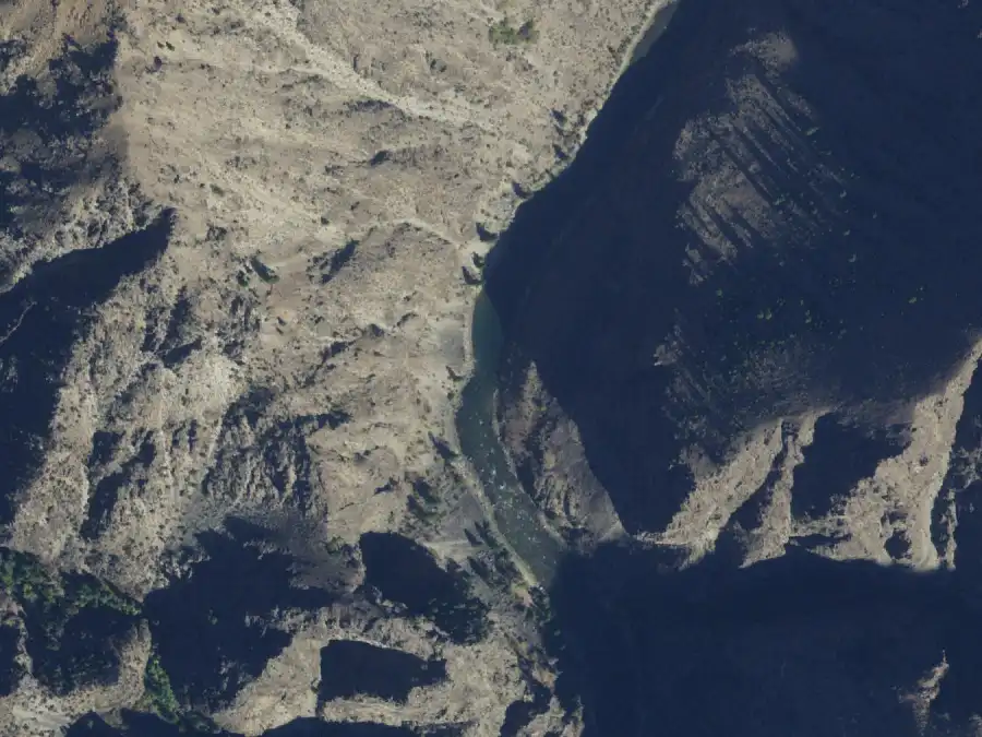 Aerial view of the river around mile 84.5, where Ship Island is on river left